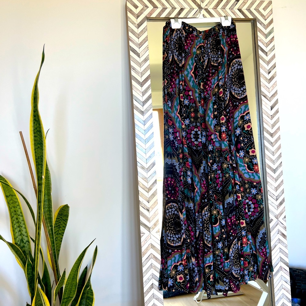 Never worn beautiful Free People skirt